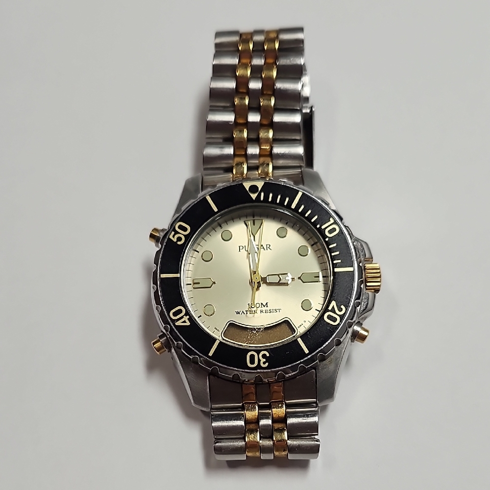 Seiko Pulsar Pilot & Diver Style V071-X010